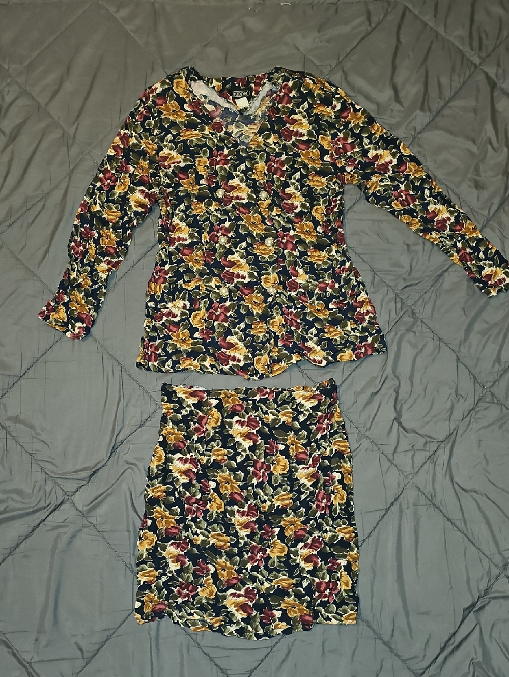 Wrapper Navy Floral Two-Piece Set with Red and Yellow Blooms Vintage Artsy
